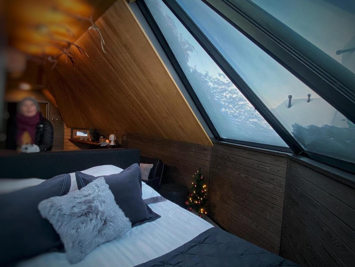 Arctic Land Adventure Glass Igloos Kilpisjärvi Exteriör bild